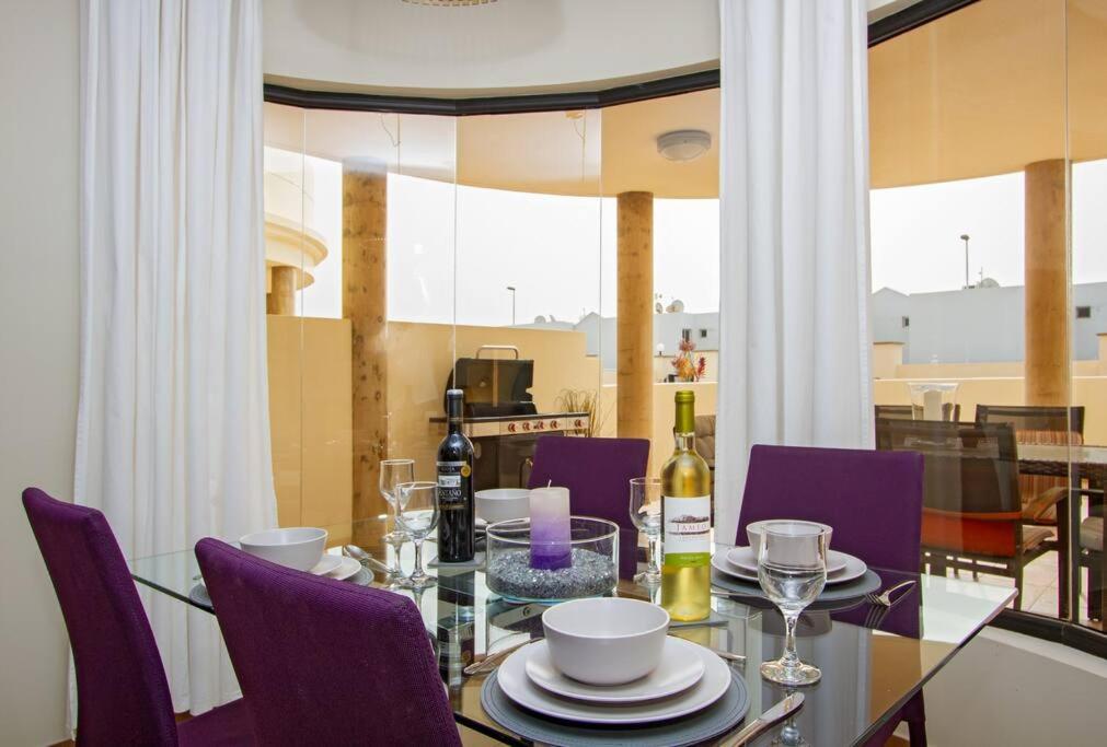 Riviera Park 2B, Central 2 Bed Puerto del Carmen  Buitenkant foto