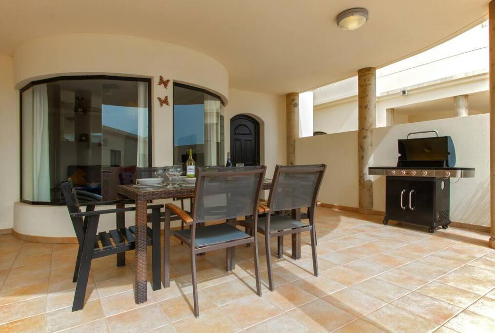 Riviera Park 2B, Central 2 Bed Puerto del Carmen  Buitenkant foto